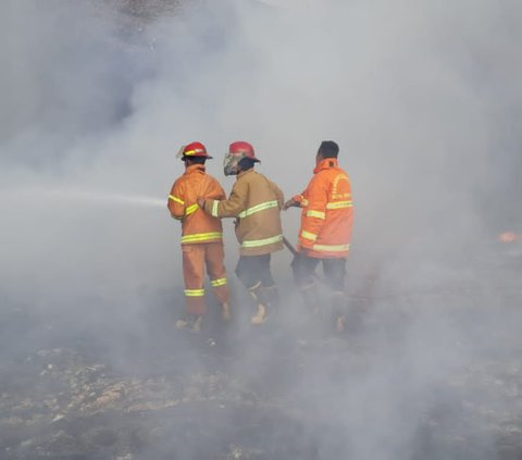 TPST Bantar Gebang Kebakaran, 22 Lapak Pemulung dan Empat Motor Ludes Terbakar