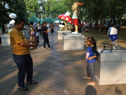 FOTO: Mengisi Akhir Pekan Bersama Karakter Animasi Buatan Anak Bangsa di Monas