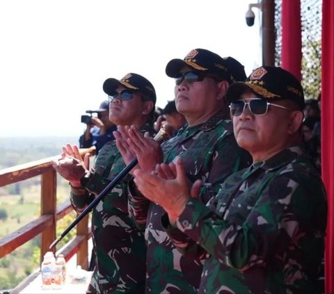 Jenderal-Jenderal Tiga Matra TNI di Puncak Latgab, Begini Gaya Pangkostrad Maruli