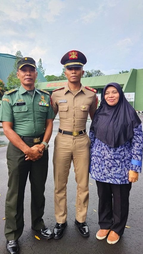 Sosok Ayah Letda Sawung Gagah Berseragam Militer