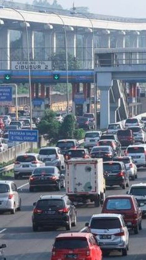 Proses pembangunan tol Jagorawi membutuhkan waktu yang panjang hingga dibagi menjadi dua sesi, yakni: