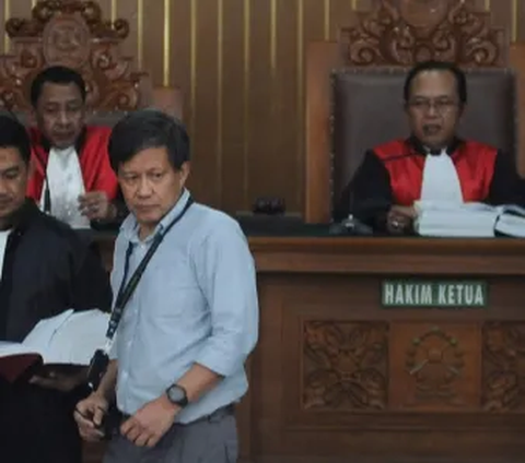 PDIP Minta Rocky Gerung Dijerat Pasal Penyebaran Hoaks Buntut Kritik Jokowi Depan Buruh