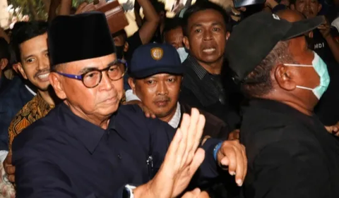 Kuasa Hukum Panji Gumilang Ali Syaifudin mengatakan, kliennya akan mengikuti proses hukum kasus dugaan penodaan agama.