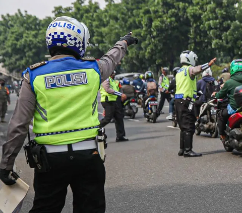 Kurir 3 Kg Sabu di Palembang Berlagak Santai saat Distop Polisi, Panik ketika Akan Digeledah