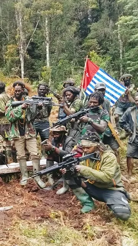 VIDEO: Detik-Detik Penggerebekan Markas KKB di Yahukimo Papua, TNI Polri Baku Tembak