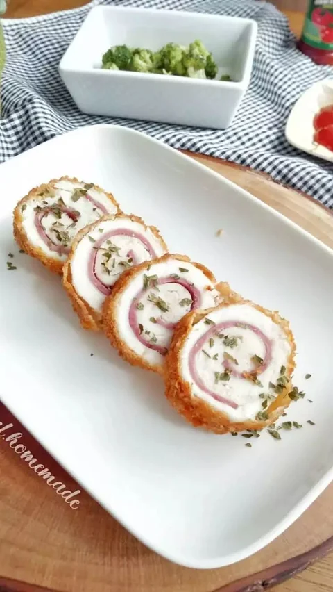 3. Chicken Roll Smoked Beef