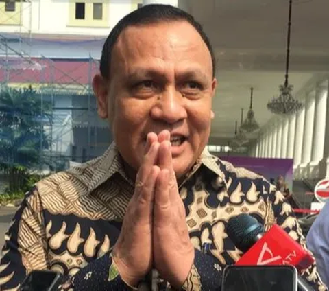 Ketua Komisi Pemberantasan Korupsi (KPK) Komjen Pol (Purn) Firli Bahuri menemui Panglima TNI Laksamana Yudo Margono di rumah dinas Panglima TNI, Selasa (2/8) pagi.