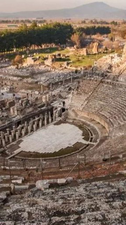 Teater Kuno Tempat Kaisar Romawi Paling Kejam Menikmati Hiburan Akhirnya Ditemukan, Di Sini Lokasinya