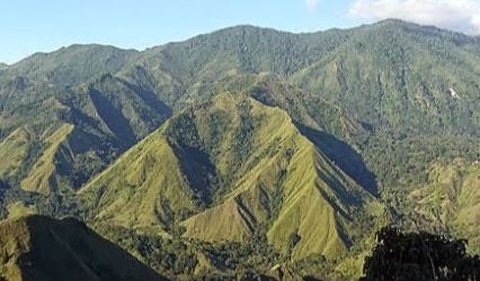 2. Gunung Latimojong