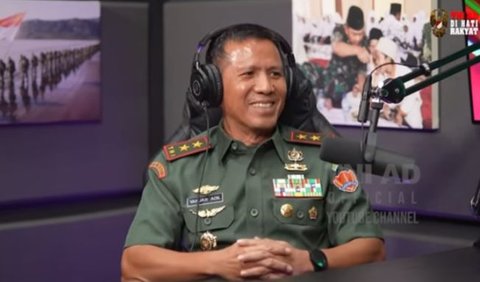 Kedua Orang Tua Seorang Guru