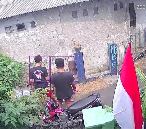 Beredar Video Remaja Dicekik hingga Diinjak 2 Pria di Gang Sempit, Polisi Selidiki