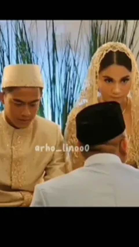 Begini momen akad nikah Arhan dan Zize di Masjid Indonesia di Tokyo. Akad nikah dihadiri Erick Thohir sebagai saksi.