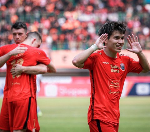 Pertandingan antara Persija Jakarta melawan Arema ini berakhir dengan skor imbang 2-2.<br /><br />Saat itu, Persija Jakarta menjamu Arema FC di Stadion Patriot Candrabhaga pada pekan ke-9 BRI Liga 1 2023/2024, Minggu (20/8/2023).