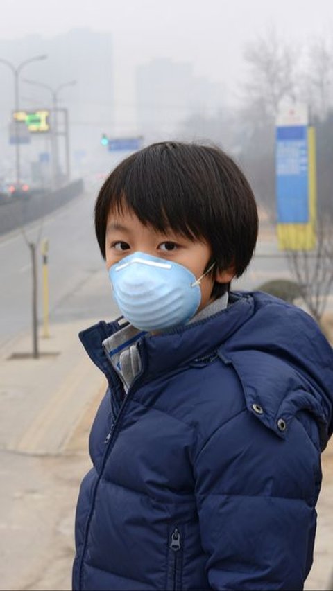 3 Dampak Polusi Udara pada Kesehatan Anak & Kenali Cara Melindungi si Kecil dari Asap Berbahaya