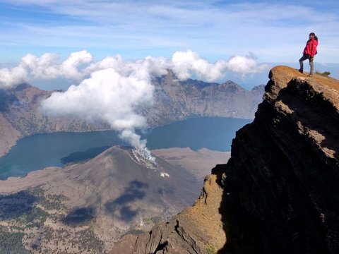 2. Gunung Rinjani