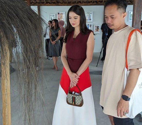 Pesona Raline Shah Hadiri Pameran Seni di Jogja, Netizen 'Sezoom Itu dan Secantik Itu'