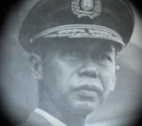 Mengenal Hoegeng, Polisi Paling Jujur di Indonesia Pernah Usut Kejahatan Sekitar Soeharto