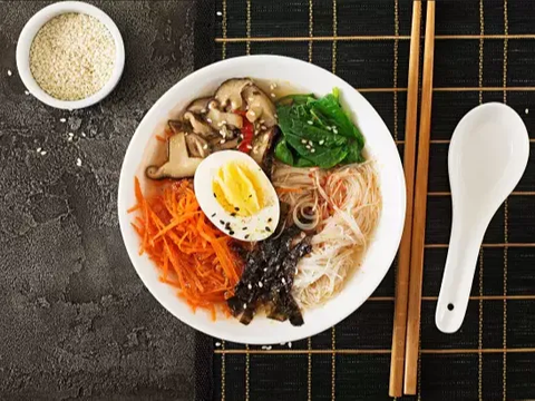 5. Resep Makanan Oriental: Ramen