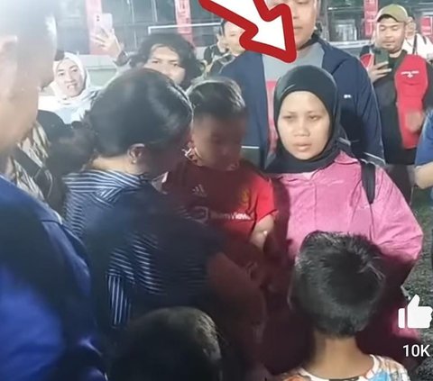 Pipi Rayyanza Dicubit Berkali-kali Orang Tak Dikenal, Tatapan Mata Sus Rini Jadi Perbincangan