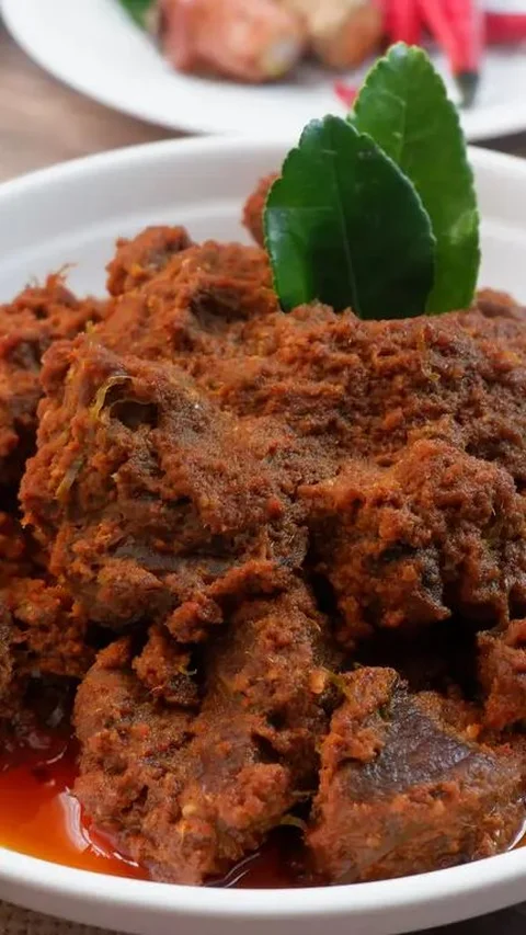 1. Rendang Daging Spesial