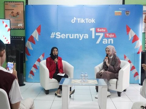 Potret Ivan Gunawan Membagikan Pengetahuan tentang Wirausaha kepada Siswa SMK dalam Kampanye #Serunya17an TikTok