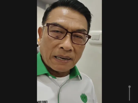 Momen Ajudan Cantik Cium Tangan Bertemu Eks Panglima TNI, Cerita Pernah Dimarahi Istri Sang Jenderal