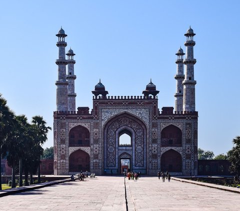 Where To Go In Agra: Top 5 Tourist Attractions | trstdly: trusted news ...