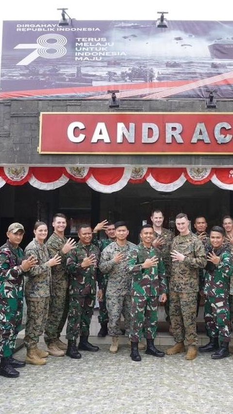 Marinir TNI AL Kedatangan Anggota Militer Amerika Serikat, Satu Tentara Bule Wanita Bikin Salfok