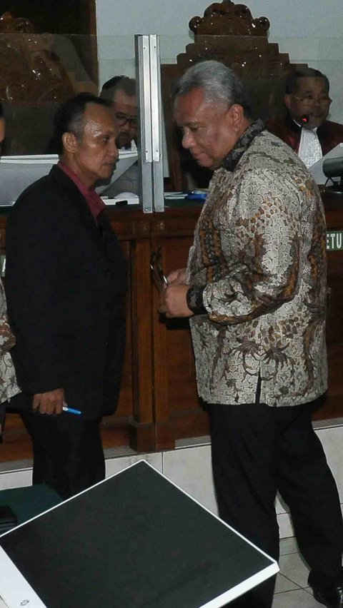 FOTO: Gara-Gara Salah Mencantumkan Alamat, Sidang Perdata Rocky Gerung Ditunda Dua Pekan