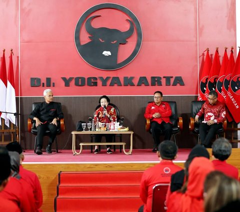 Elektabilitas Ganjar Ungguli Prabowo, Sekjen PDIP: Lagi Dikeroyok, Tapi Survei Terakhir Rebound