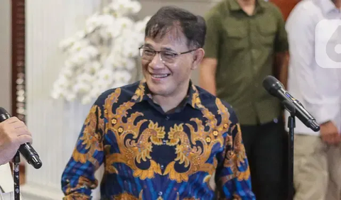 Budiman menceritakan, ketika tahun 2014 setelah pelantikan kabinet pertama Jokowi, ia dipanggil oleh Menteri Sekretaris Negara Pratikno.