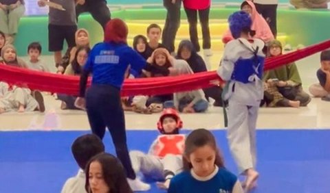 Ikut Turnamen Taekwondo