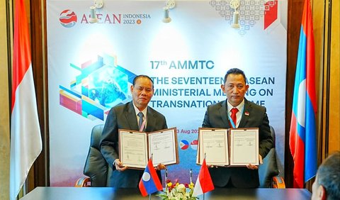 Pertemuan ASEAN Ministerial Meeting On Transnational Crime (AMMTC) ke-17 di Labuan Bajo, Nusa Tenggara Timur (NTT), telah berakhir untuk sesi hari ini, dan akan dilanjutkan pada esok hari.