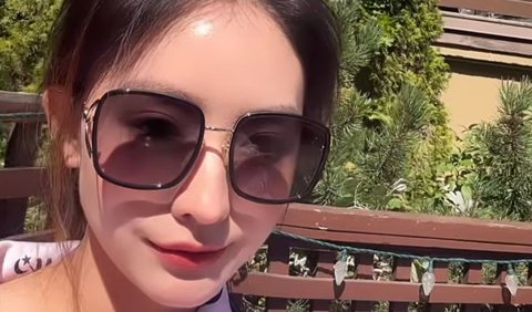 Penampilan Natasha Wilona langsung mencuri perhatian netizen. Penampilannya dipuji cantik.