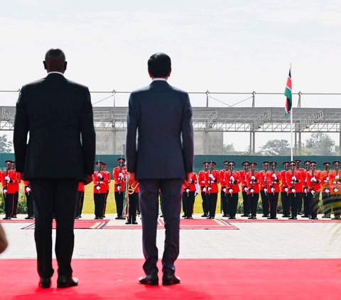 Jokowi Kebablasan Sampai Ditegur Tentara Afrika saat Upacara Kenegaraan di Kenya, Ini Penjelasan Istana