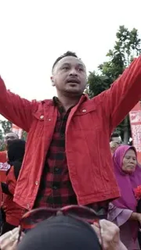 Kader PSI Ingin Pakaikan Gibran Jaket PSI, Giring Minta Maaf