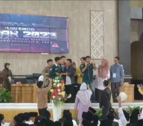 Kronologi Gubernur Sumbar Diusir Mahasiswa UIN Bukittinggi