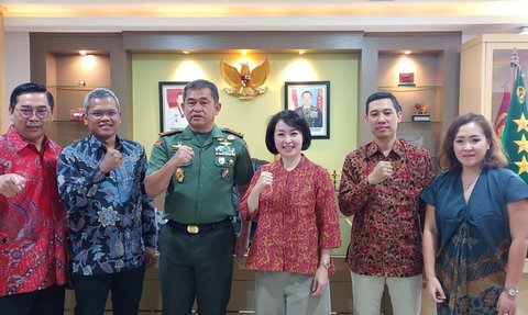 Letnan Jenderal Maruli Silaturahmi dengan SCM Group, Bahas Program Air Bersih Usungan TNI AD