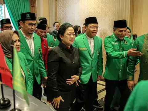 Komunikasi dengan Megawati