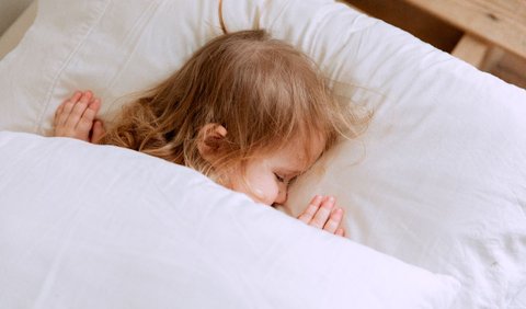 Ciri-ciri Bayi yang Tidur Terlalu Lama