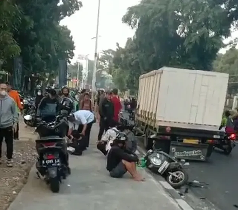 Kecelakaan Truk vs Motor Lawan Arus di Lenteng Agung, Polisi: Pemotor Bisa Jadi Tersangka