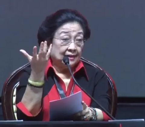 Megawati Terharu dan Hentikan Pidato saat Ingat Tiga Stanza Lirik Indonesia Raya