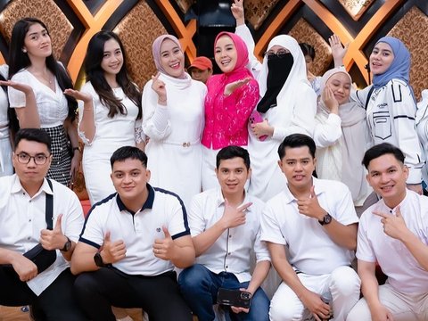 Merayakan Ulang Tahun ke-24, Thisia Halijam, Istri Agustiar Sabran Mantan Suami Ussy Sulistiawaty, Mendapat Kejutan Tengah Malam