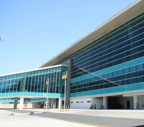 Puluhan Jemaah Umrah Asal Rembang Ini Sempat Telantar di Bandara YIA, Sekarang Begini Nasibnya