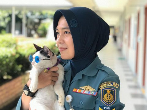 Saat Pendidikan Dikira Cowok Ganteng, Setelah Resmi jadi TNI lalu Berhijab Ternyata Cewek Cantik Manisnya Minta Ampun