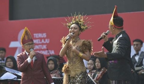 Tri Adinata mengungkapkan bahwa lagu ini tercipta dengan semangat dan keyakinan bahwa generasi muda Indonesia harus memegang teguh prinsip menjadi Pelajar Pancasila. 