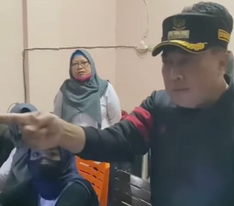 Butut Tiket Habis Diborong Calo, Bupati Jepara Semprot Pejaga Loket Pelabuhan Kartini