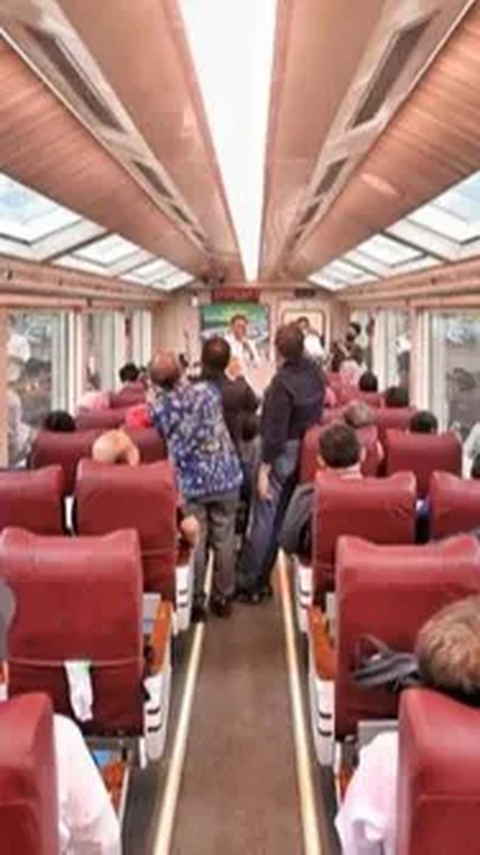 Baru baru ini beredar video di jagat maya yang menampilkan pemandangan selama perjalanan kereta api dari sudut pandang kursi dekat jendela, seperti yang diunggah pada akun Instagram @love_jkt.