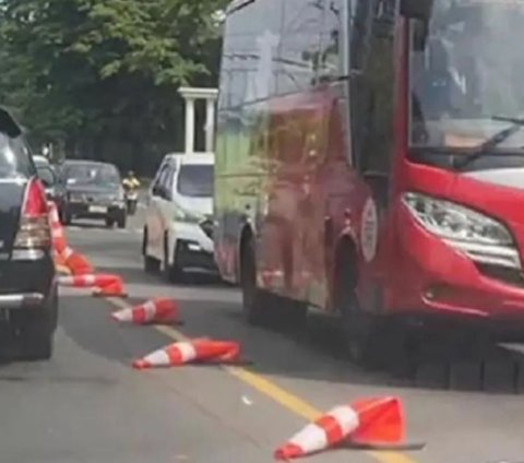 Viral Video Pembatas Jalan Melelah Diduga karena Cuaca Panas Semarang, Begini Fakta Sebenarnya