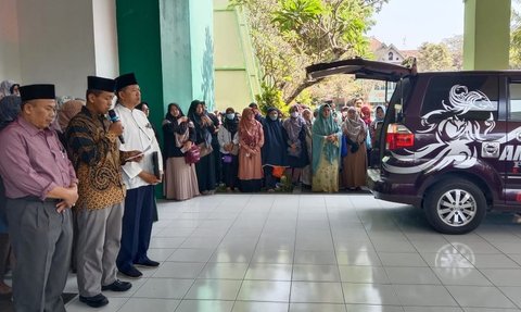 Jenazah Dosen UIN Surakarta Dimakamkan di Mataram, Polisi Diminta Usut Tuntas Sebab Kematian